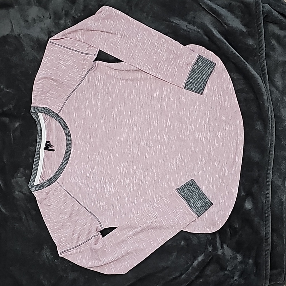 ☆☆Kensie☆☆ Super soft pullover shirt